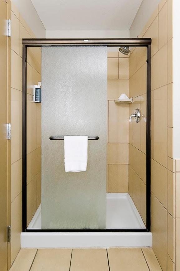 Clubhouse Hotel And Suites Pierre Εξωτερικό φωτογραφία