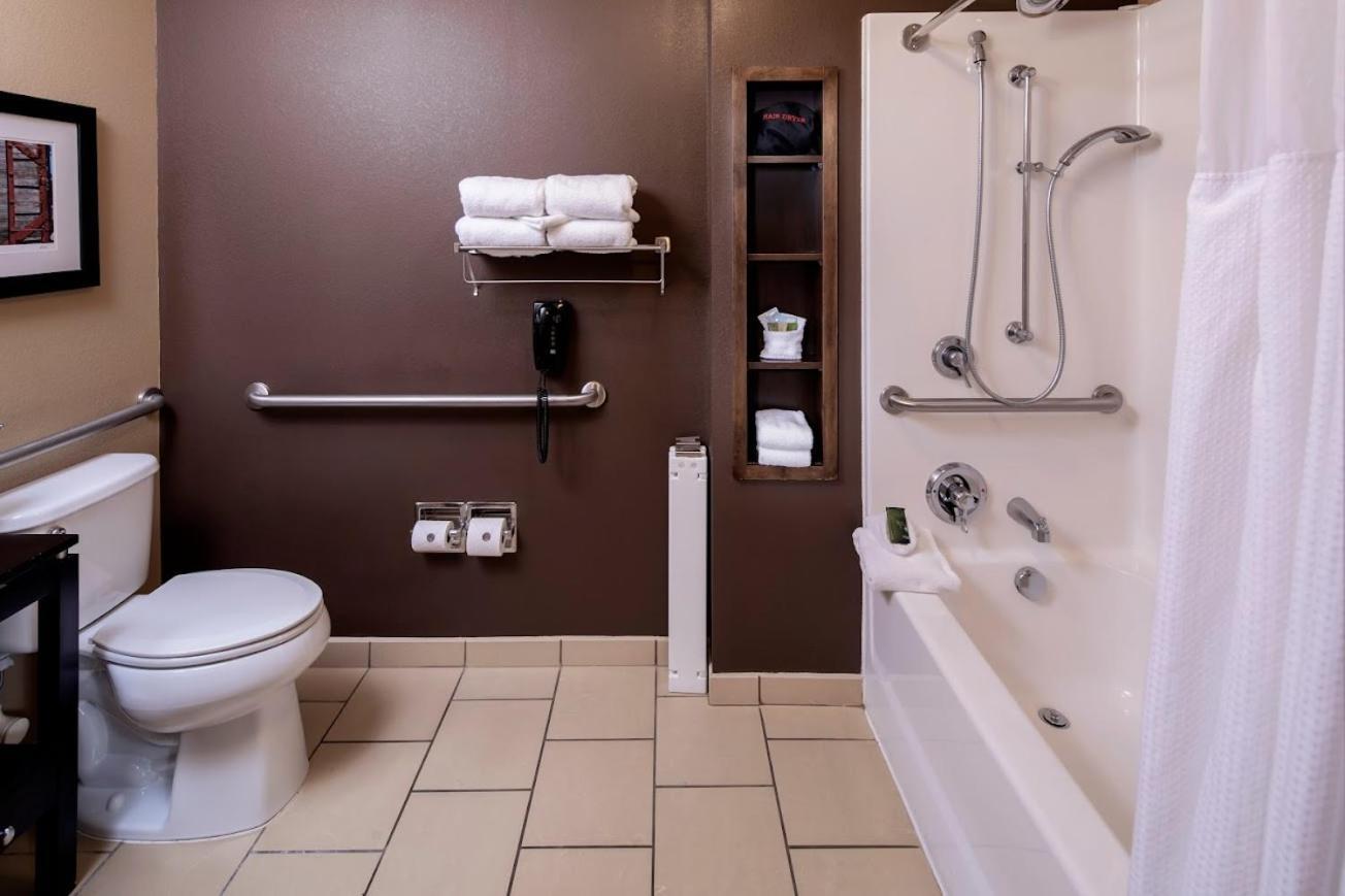 Clubhouse Hotel And Suites Pierre Εξωτερικό φωτογραφία