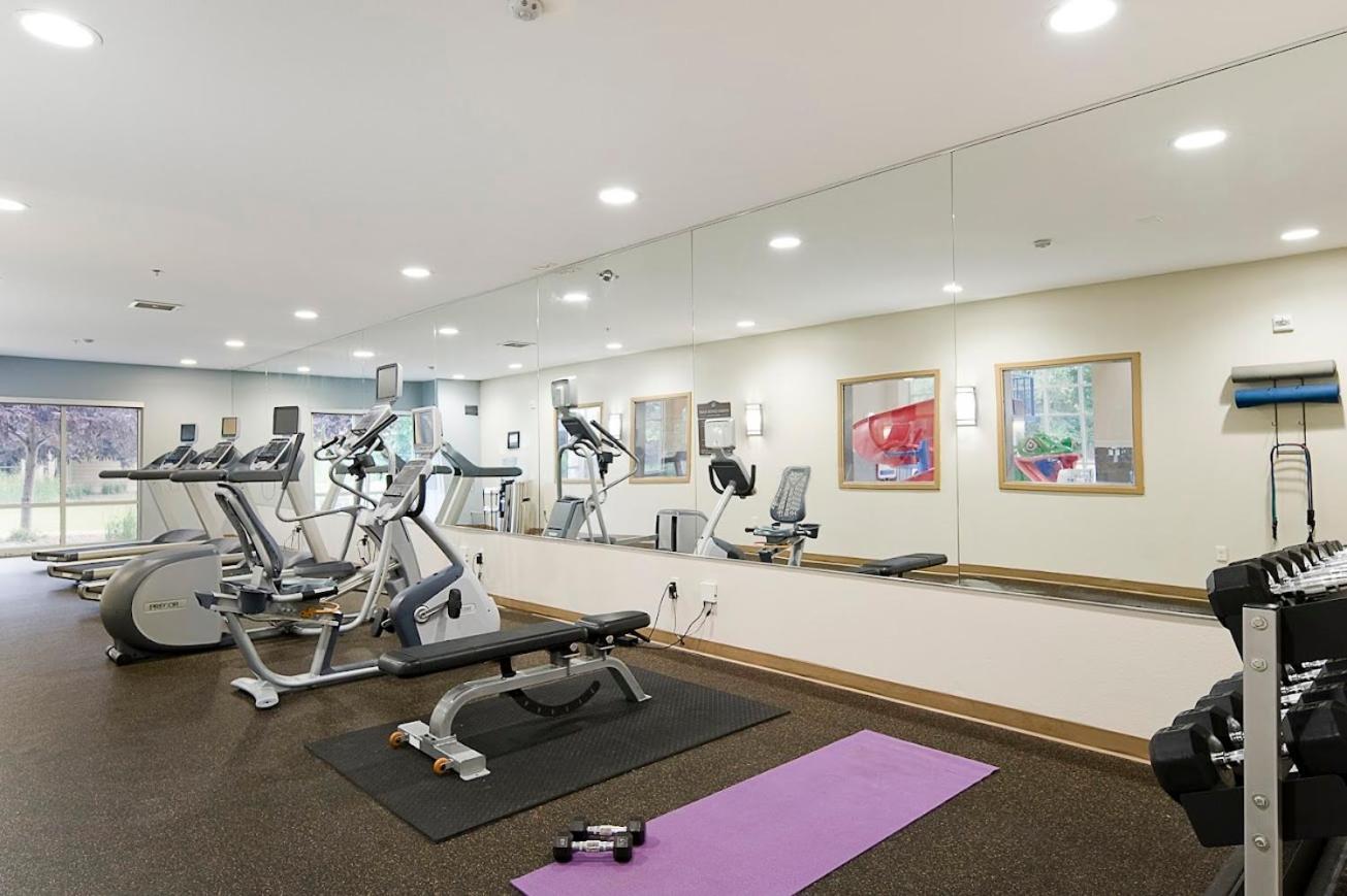 Clubhouse Hotel And Suites Pierre Εξωτερικό φωτογραφία