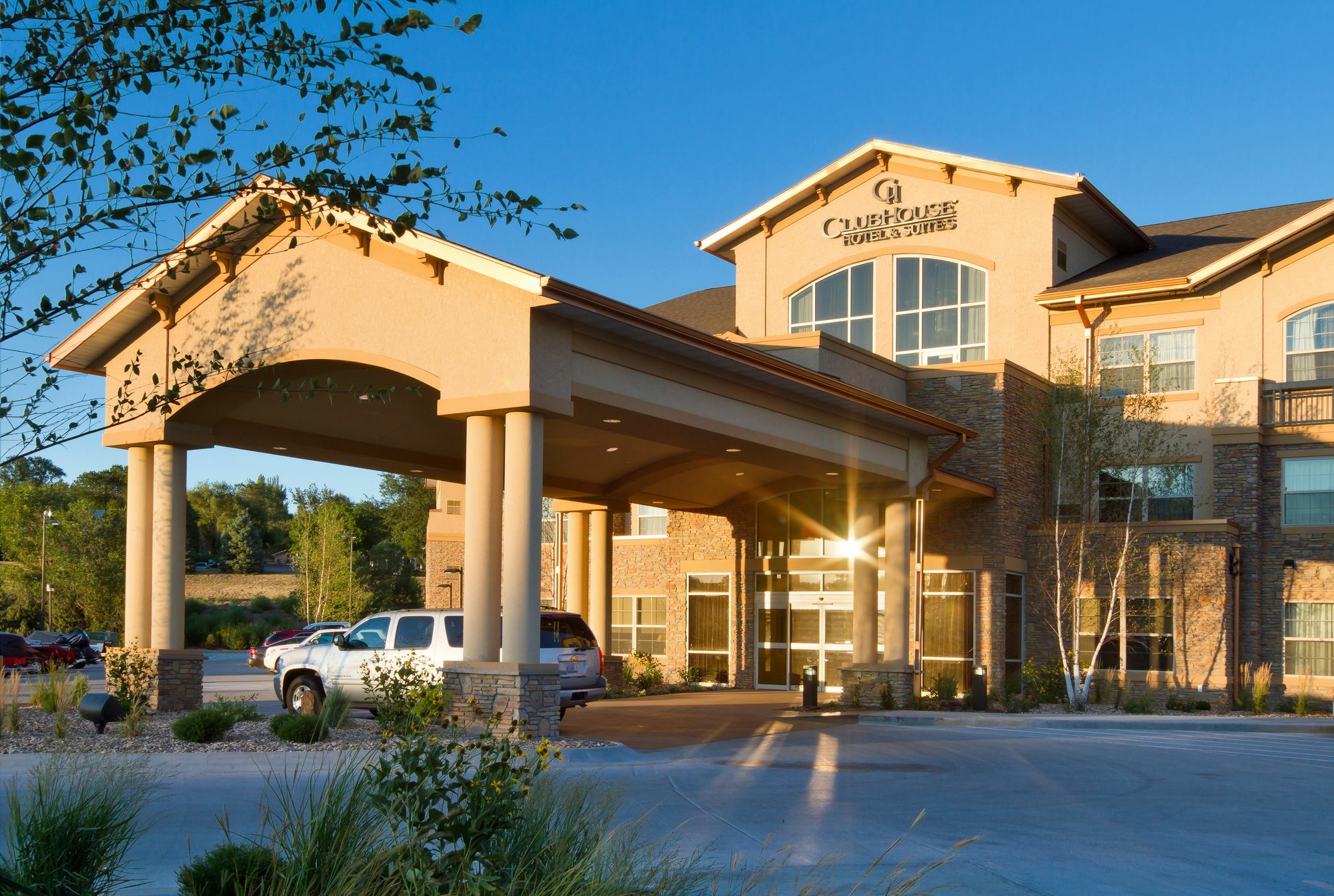 Clubhouse Hotel And Suites Pierre Εξωτερικό φωτογραφία
