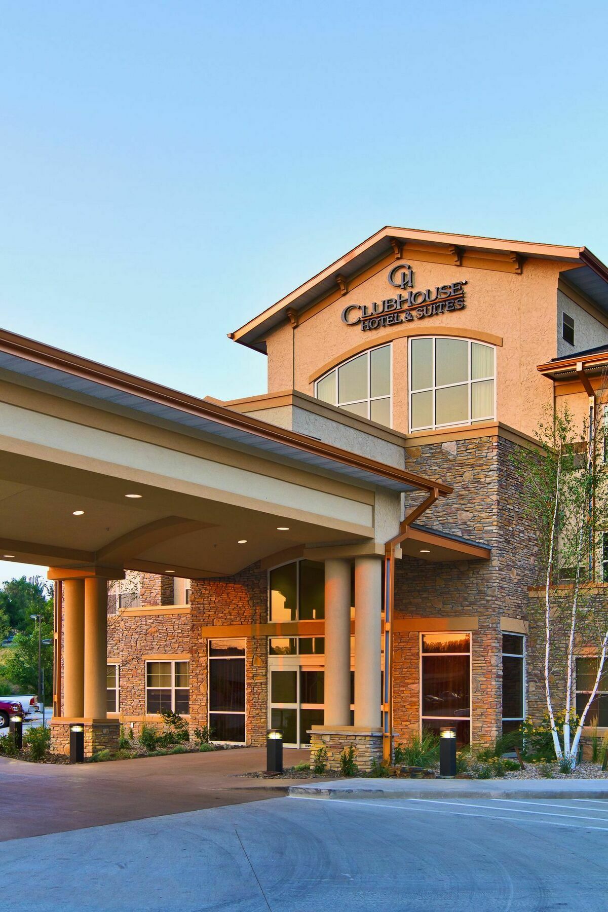 Clubhouse Hotel And Suites Pierre Εξωτερικό φωτογραφία
